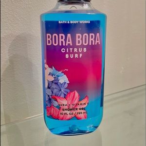 Bath&bodyworks body wash. Never used.